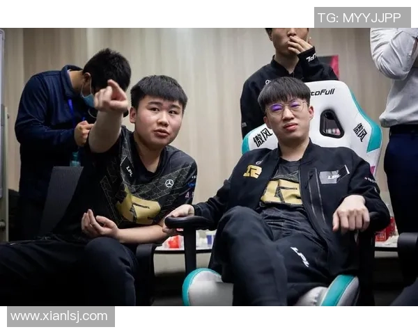 S15LOL赛事中FPX战队的DOTA2战术盯防体系深度解析与应用探讨